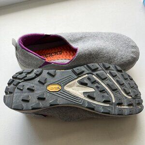 Topo Athletic Women's Rekovr 2 Recovery Shoes- size 10